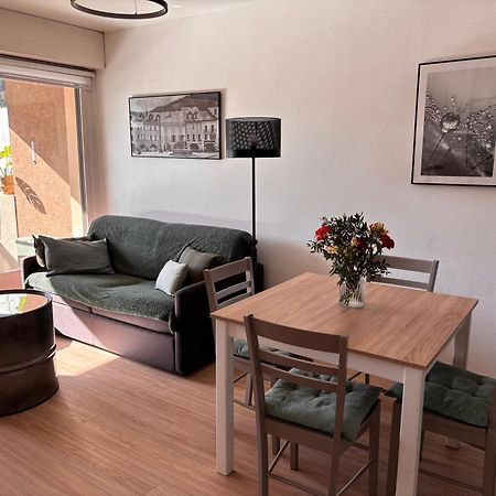 Апартаменты Agreable 2 Pieces Au Coeur De Тон Экстерьер фото
